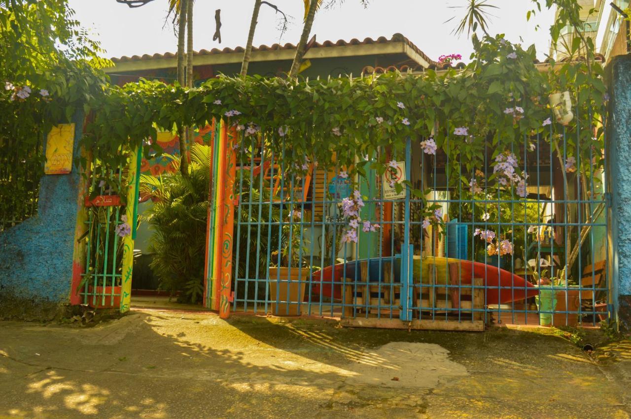 Hostel Tropico De Capricornio - Itagua 우바투바 외부 사진