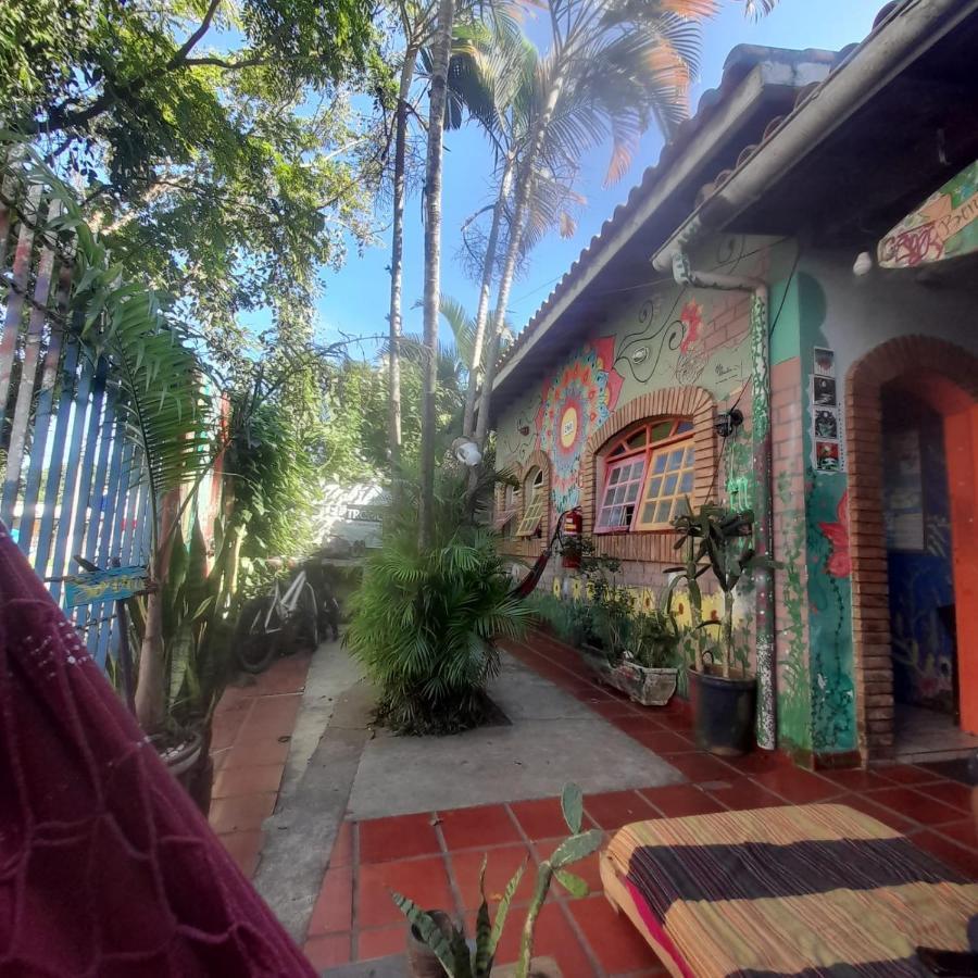 Hostel Tropico De Capricornio - Itagua 우바투바 외부 사진