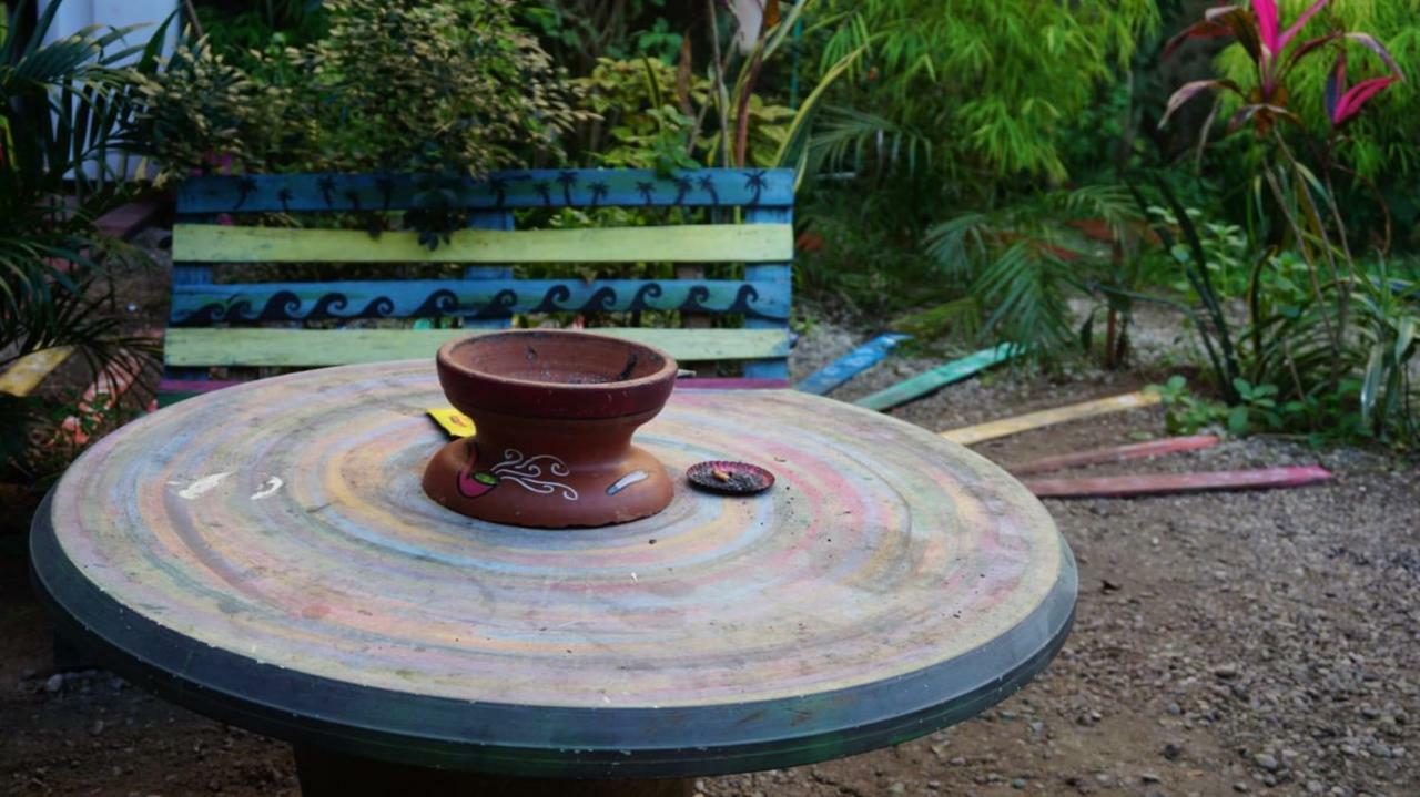 Hostel Tropico De Capricornio - Itagua 우바투바 외부 사진